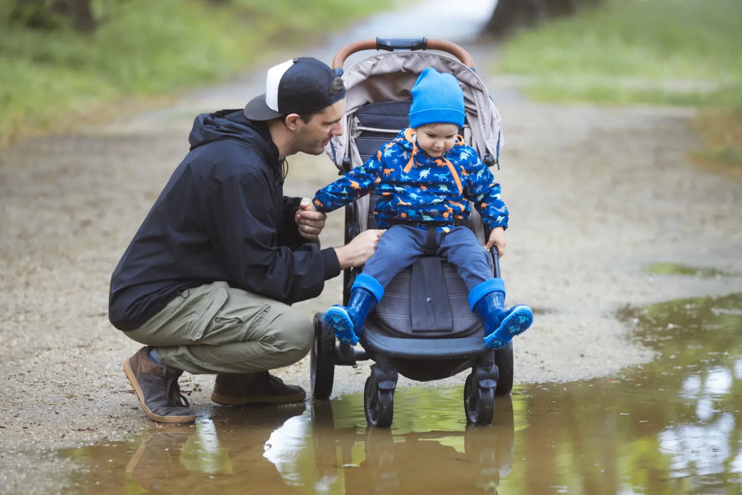 Parent and toddler walking in Toronto post-maternity leave